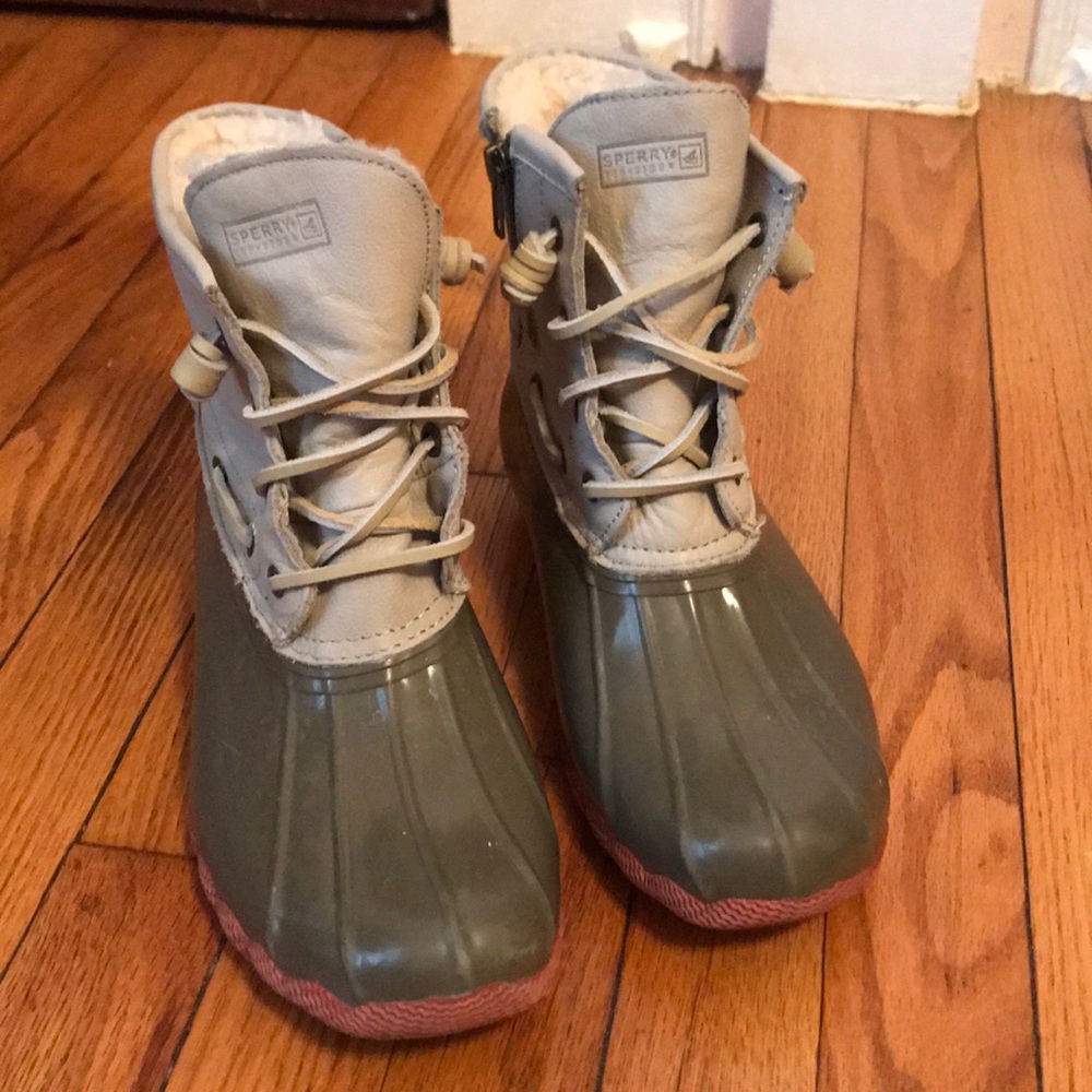sperry slip on duck boots